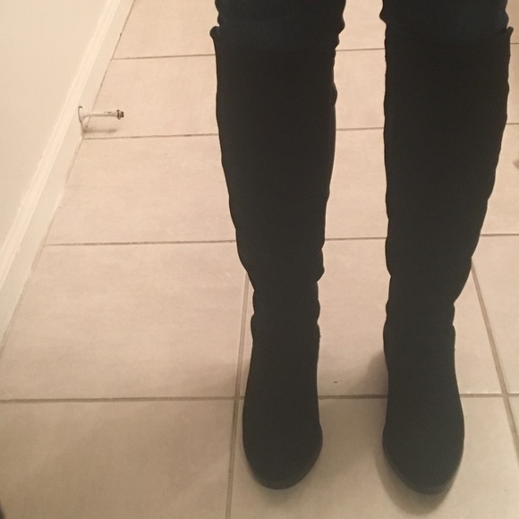 Black Suede Boots - Picture 4 of 6